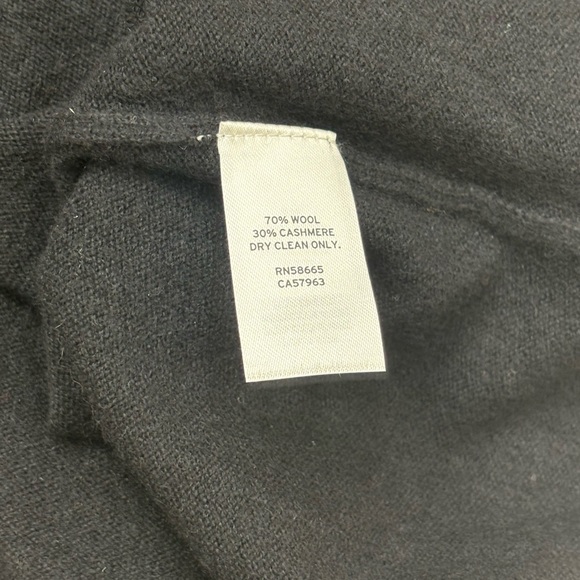 Nordstrom Wool and Cashmere Sweater. Black. Size Small. NWT - Picture 8 of 8